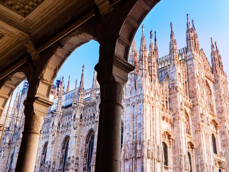 skyward-splendor-duomo-rooftop-wonders