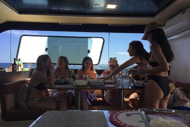 sleeping-lion-snorkeling-tour