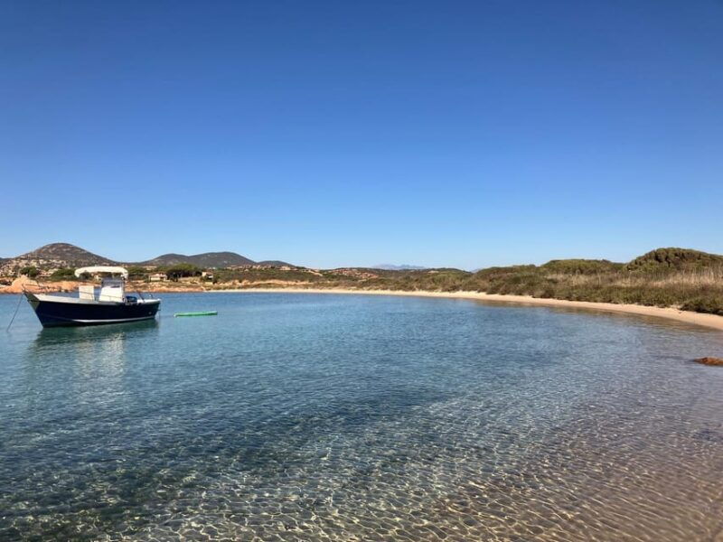 sleeping-on-a-boat-in-the-bay