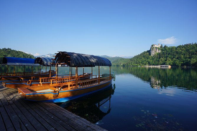 slovenia-in-one-day-lake-bled-postojna-cave-and-predjama-castle