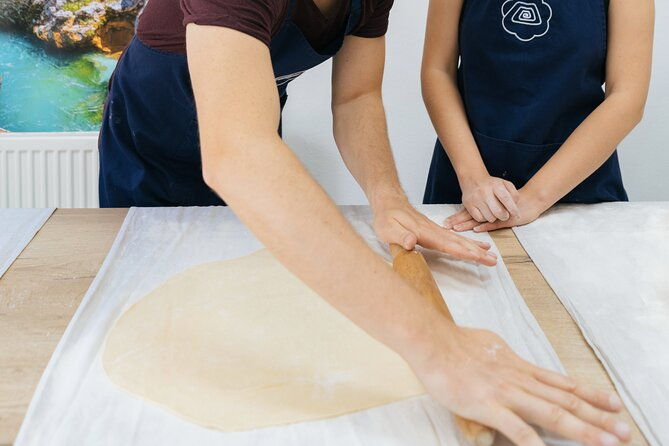 slovenian-strukelj-traditional-cooking-class-2