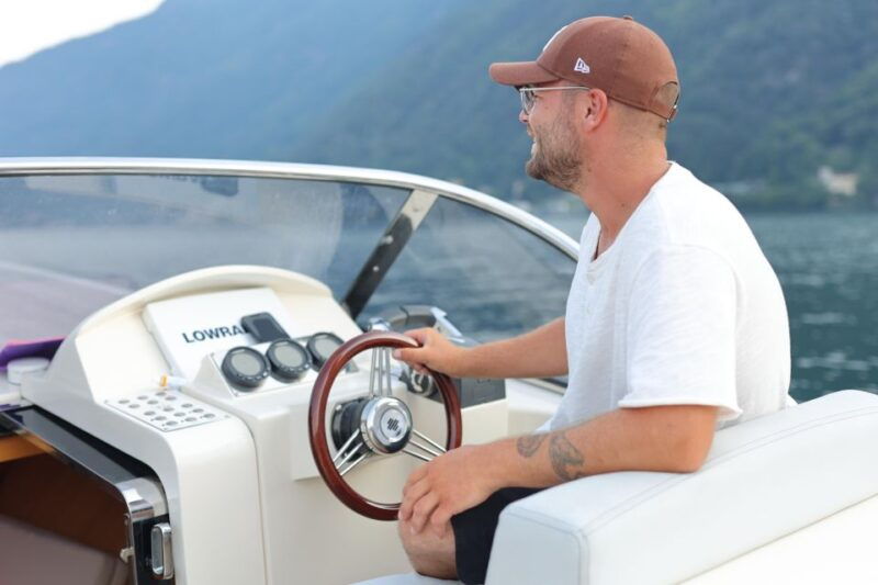 sls-como-lake-highlights-boat-tour-open-bar-prosecco