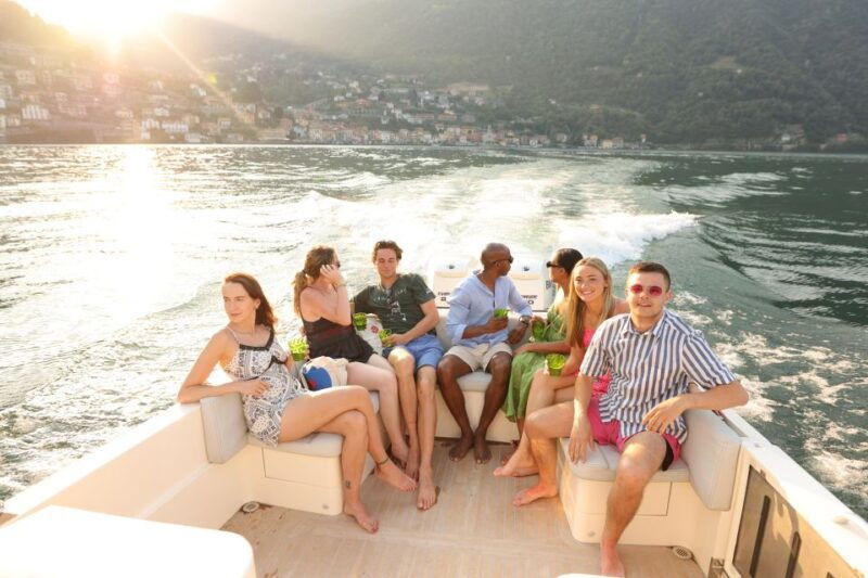 sls-como-lake-highlights-boat-tour-open-bar-prosecco