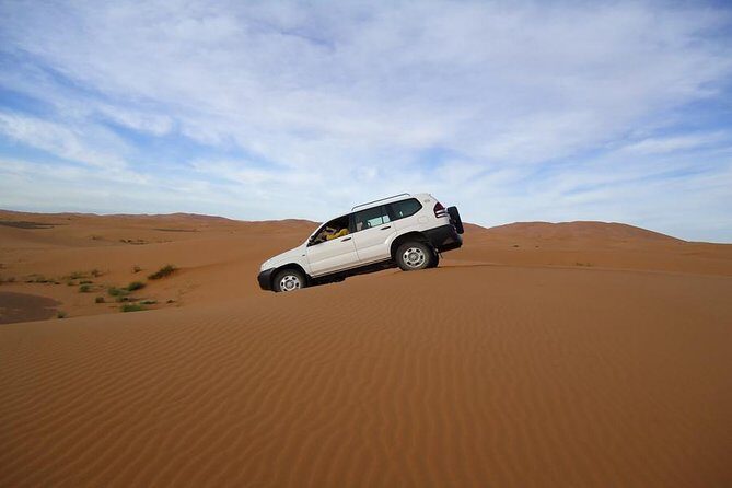 Small desert in 4x4 - Who Would Love This Tour?
