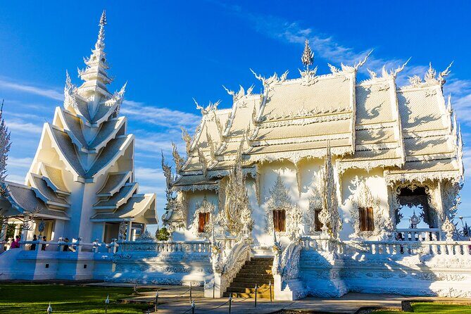 Small Group 1-Day Tour to Chiang Rai 3 Temples, Long-neck Tribe - A Closer Look at the Itinerary: What You Can Expect