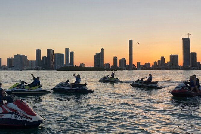 small-group-30-minutes-jet-ski-ride-in-miami-beach