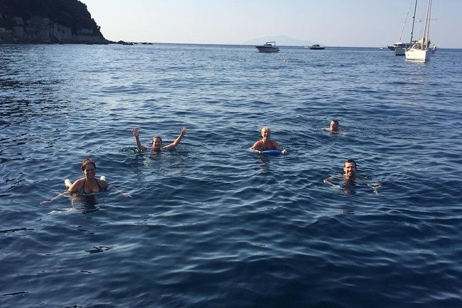 small-group-amalfi-coast-day-trip-from-positano-or-praiano