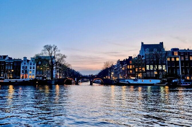 small-group-amsterdam-evening-cruise