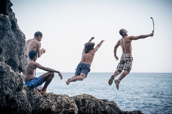 small-group-arrabida-coast-tour-wine-taste