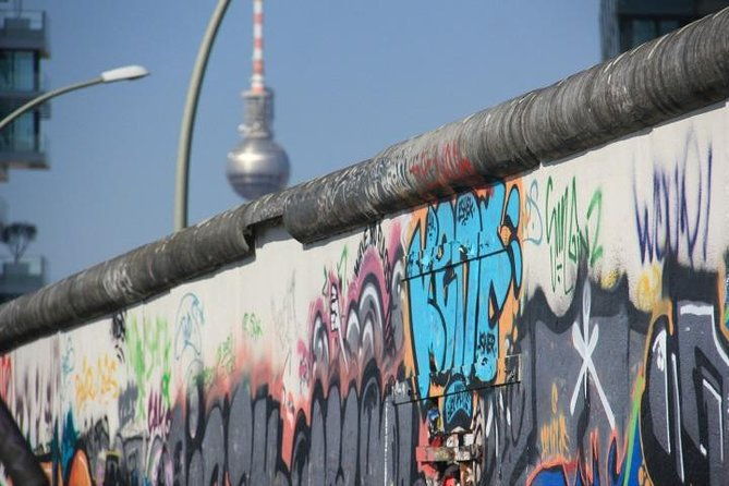 small-group-berlin-sightseeing-and-food-tour-of-prenzlauer-berg-and-mitte