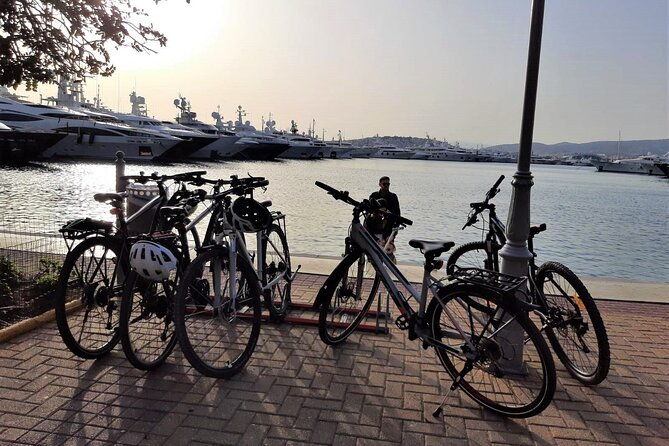 small-group-bike-tour-of-athens-and-riviera
