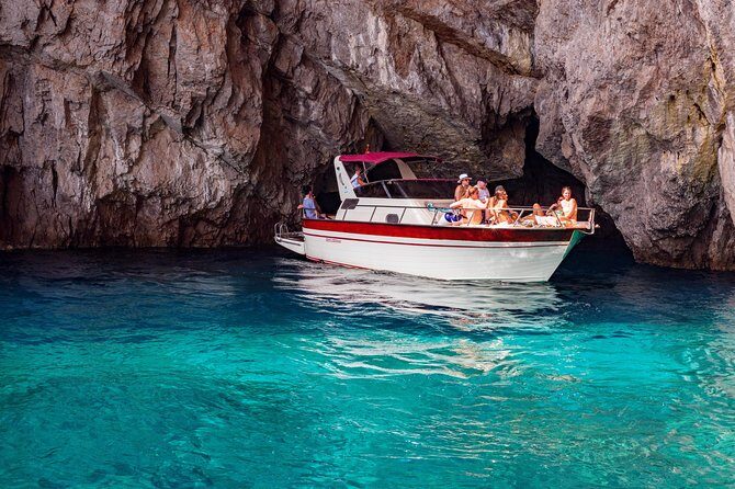 Small Group Boat Day Excursion to Capri Island from Amalfi - A Closer Look at What This Tour Offers