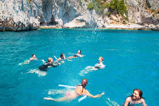 small-group-boat-day-excursion-to-capri-island-from-sorrento