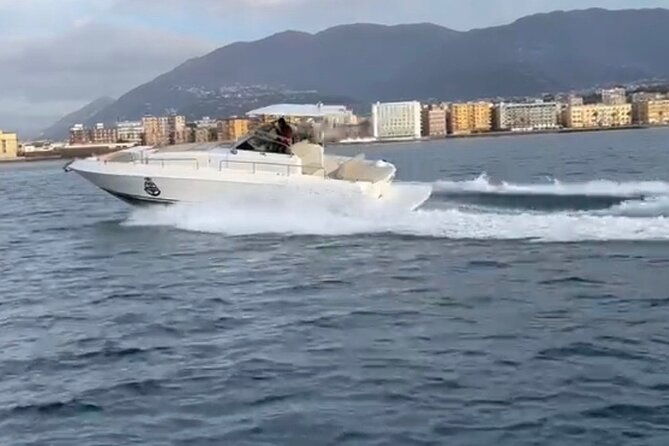 small-group-boat-tour-from-sorrento-to-capri