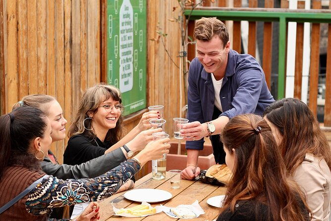 small-group-borough-market-guided-food-tour-in-london