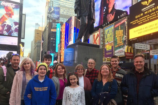 small-group-broadway-theater-district-and-times-square-walking-tour-2