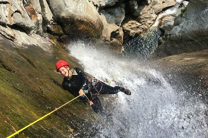 small-group-canyoning-adventure-in-bellinzona