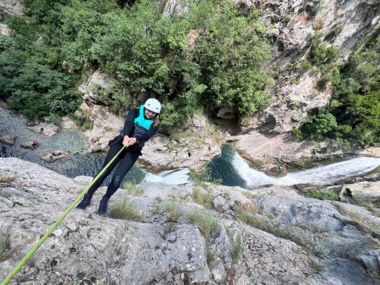 small-group-canyoning-with-proffesional-guide