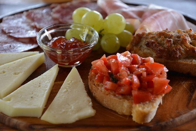 SMALL GROUP Chianti 2 wineries & lunch (max 8 people) - Authentic Insights from Reviewers
