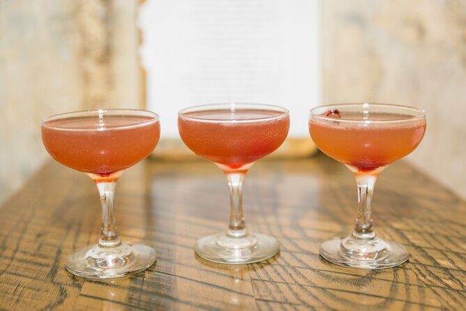 Small-Group Cocktail Tour in Denver - Group Size and Atmosphere