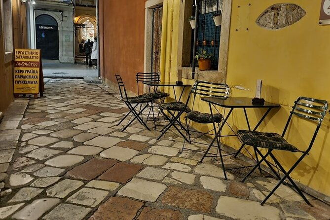 small-group-corfu-evening-walking-tour-with-a-glass-of-wine-2