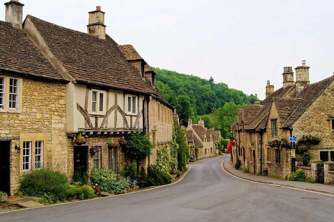 Small Group Cotswolds Village, Stonehenge and Bath Tour from London - FAQ