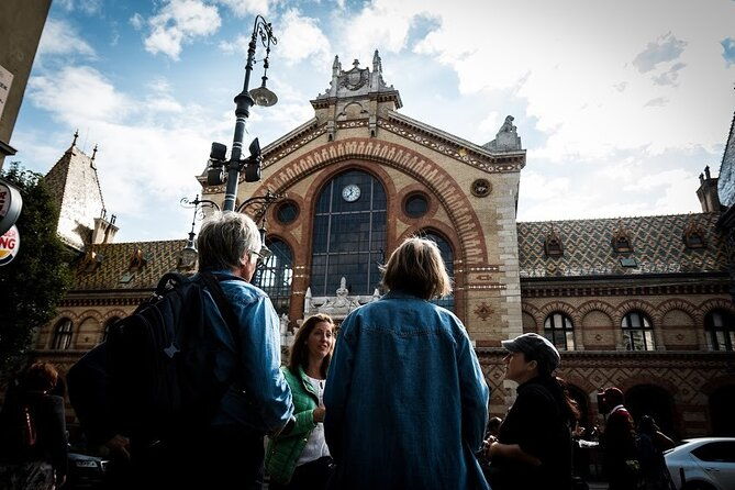 small-group-culinary-walking-tour-in-budapest