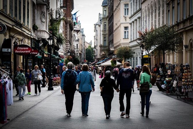 small-group-culinary-walking-tour-in-budapest