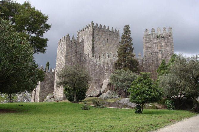 small-group-day-trip-to-braga-and-guimaraes-with-lunch-included