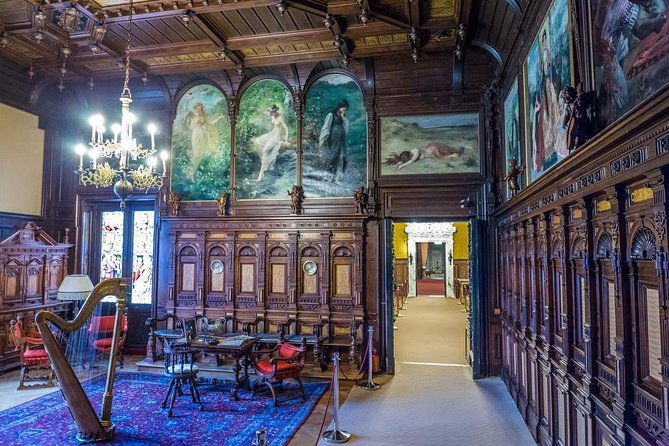 small-group-day-trip-to-draculas-castle-brasov-and-peles-castle
