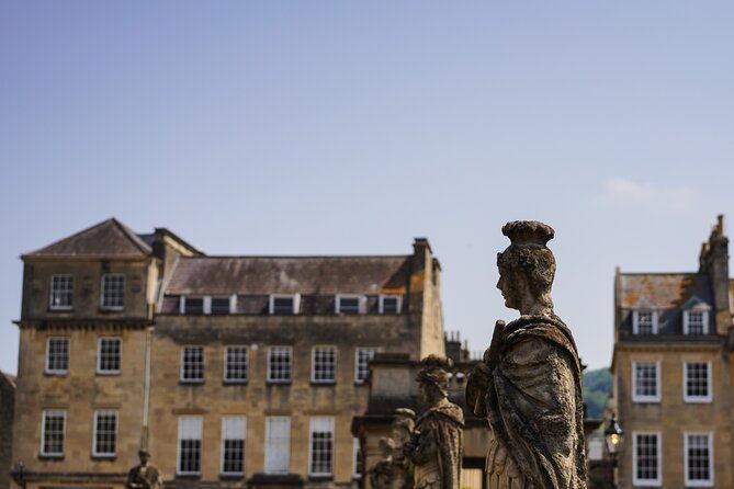 small-group-day-trip-to-stonehenge-bath-and-windsor-from-london