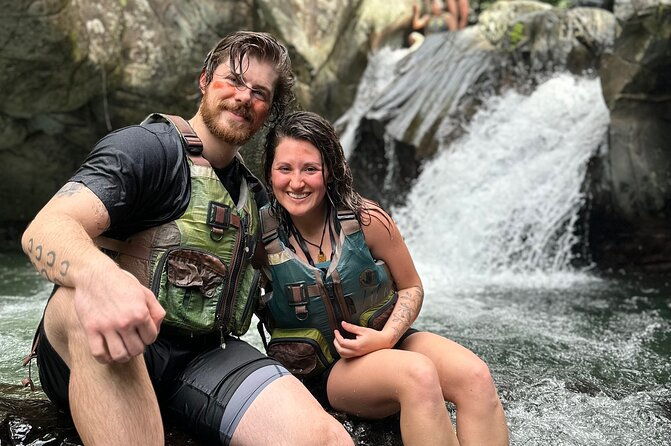small-group-el-yunque-rainforest-tour-waterfalls