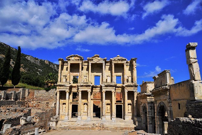 small-group-ephesus-and-the-house-of-virgin-mary-day-trip-from-istanbul