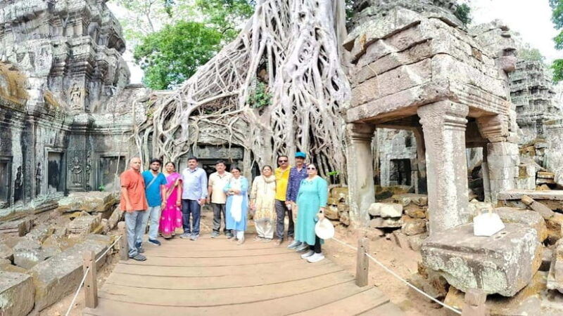small-group-explore-angkor-wat-sunrise-tour-with-guide-4