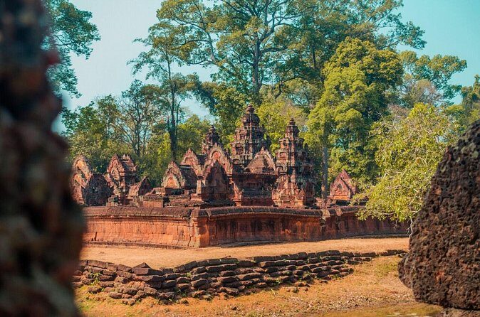Small Group Explore Angkor Wat Tour with Guide from Siem Reap - FAQ