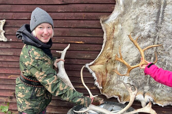 small-group-fishing-lunch-reindeer-farm-visit-in-the-wilderness