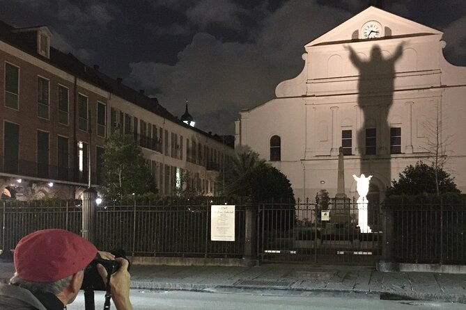 small-group-french-quarter-haunted-ghost-tour-2