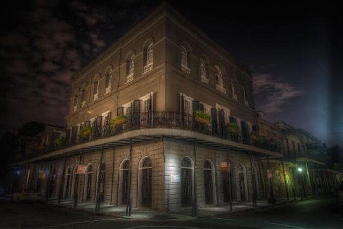 small-group-french-quarter-haunted-ghost-tour