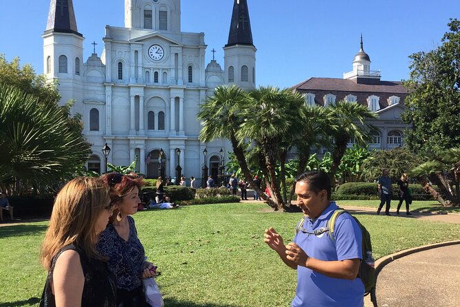 small-group-french-quarter-history-walking-tour-2