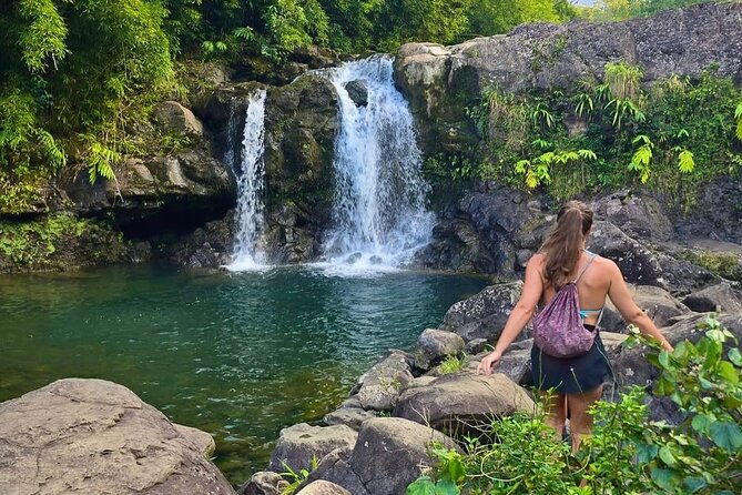 small-group-full-day-road-to-hana-adventure