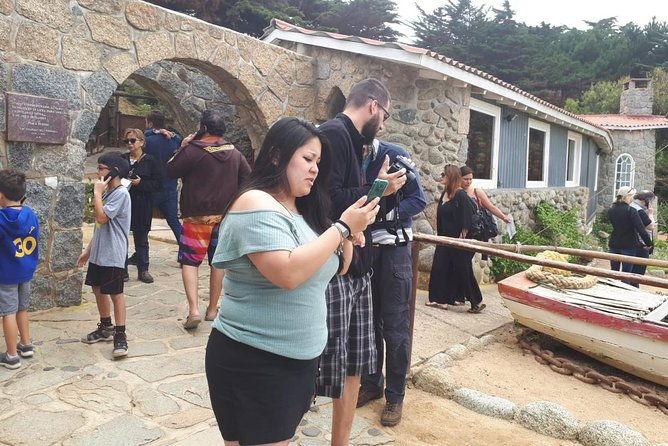 small-group-full-day-tour-to-isla-negra-san-alfonso-del-mar-and-pomaire