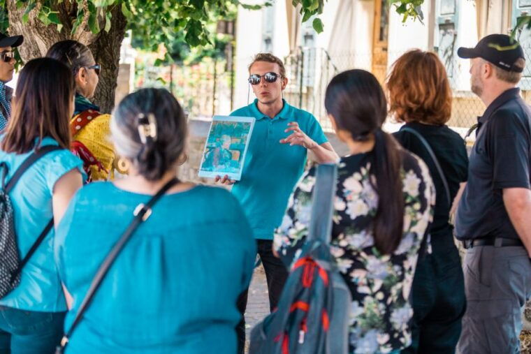 small-group-giverny-and-van-goghs-room-in-auvers-from-paris