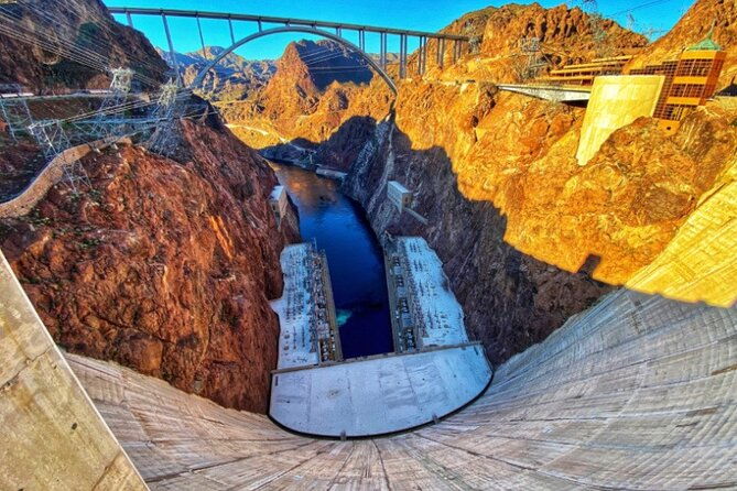 small-group-grand-canyon-hoover-dam-7-magic-mountains-tour