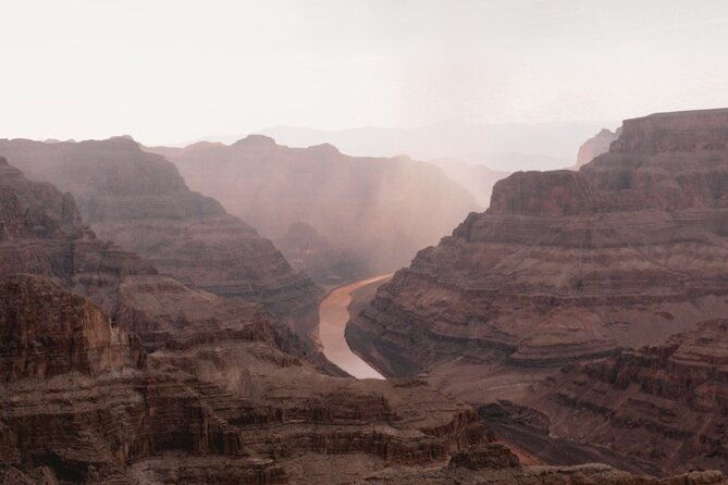 small-group-grand-canyon-hoover-dam-7-magic-mountains-tour