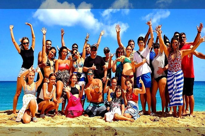 small-group-grand-circle-island-tour-snorkel-with-the-turtles
