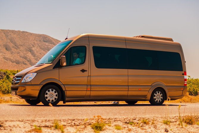 small-group-greek-food-and-wine-tasting-tour-in-santorini