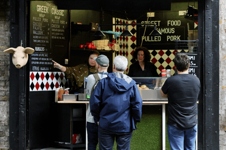 small-group-guided-brunch-tour-of-borough-market-in-london