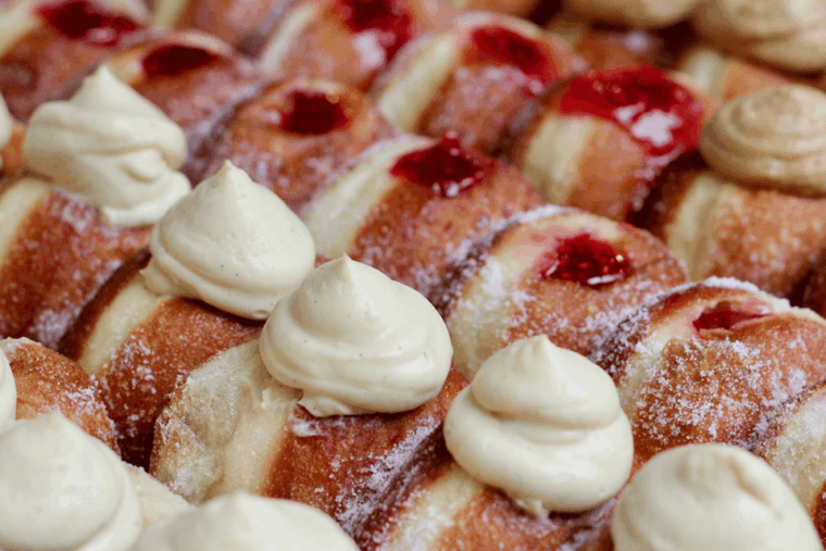 small-group-guided-brunch-tour-of-borough-market-in-london