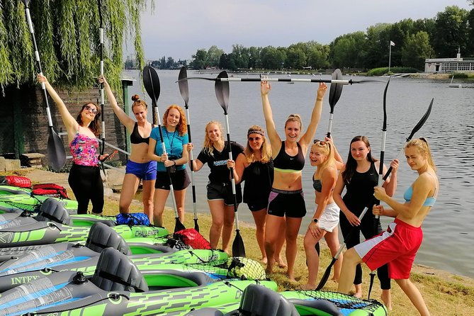 small-group-guided-kayak-tour-of-vienna
