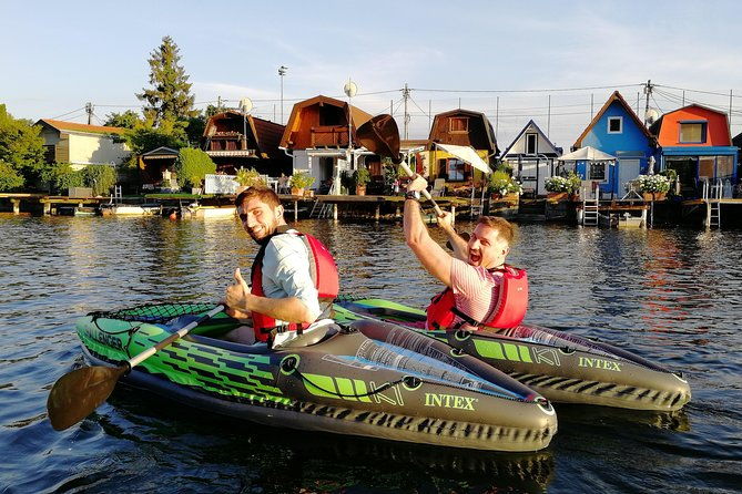 small-group-guided-kayak-tour-of-vienna